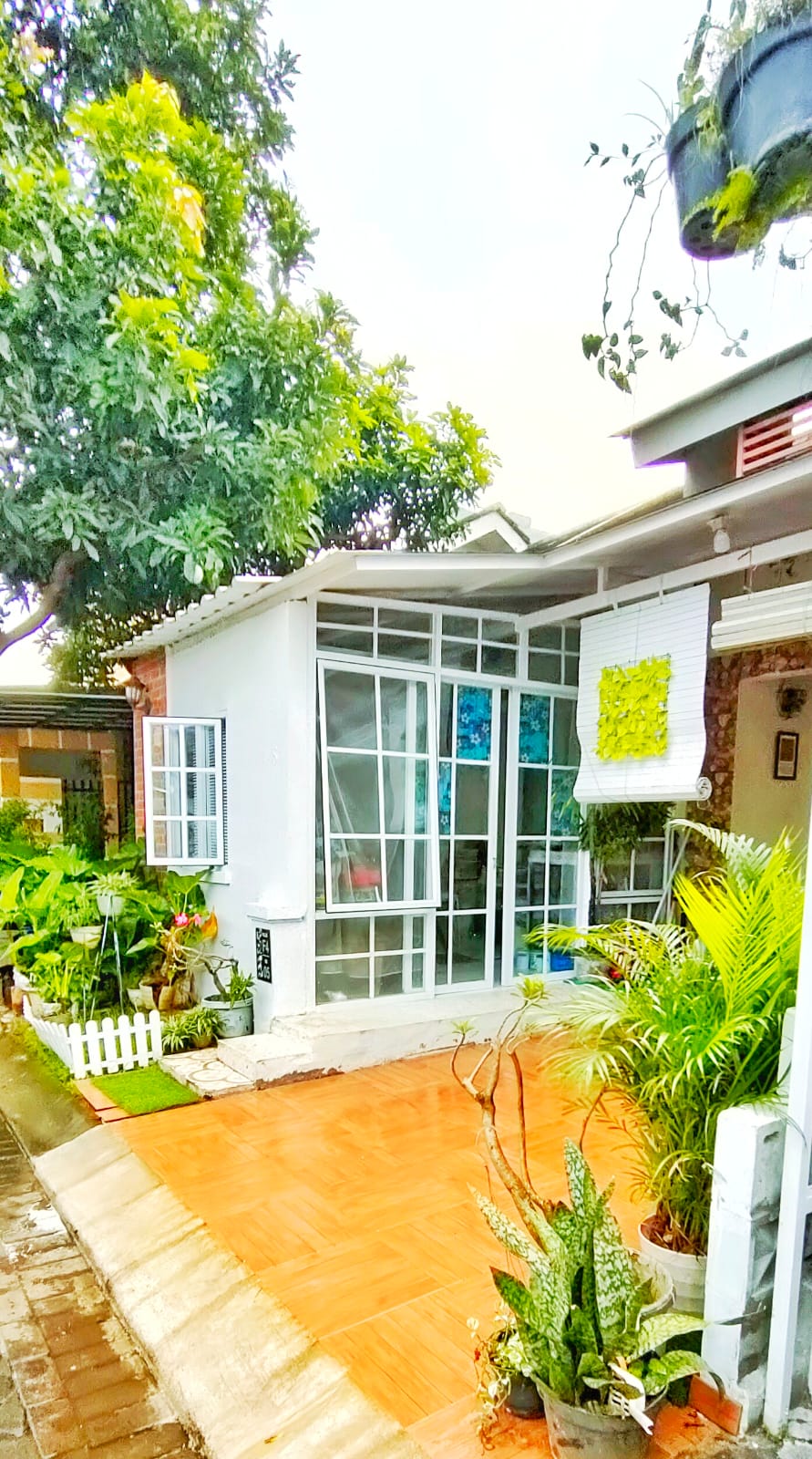 Tampak Depan